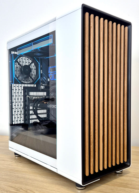 Fractal North Chalk White RTX 5070